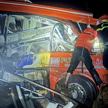 Šestero poginulih u vožnji strave: Aktiviralo se klizište, ljudi ostali zarobljeni u autobusu