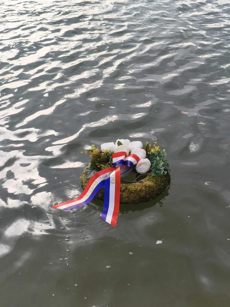 VeDRA odala počast poginulim Srbima: Branitelji burno reagirali, stigla policija! 'Čista provokacija'