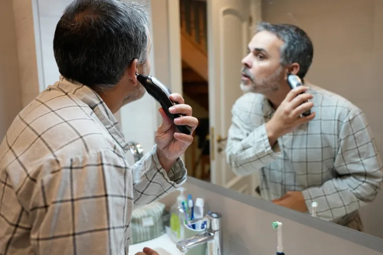 S godinama dlake počinju rasti tamo gdje ih ne želimo: Postoje načini da ih se rije&scaron;imo