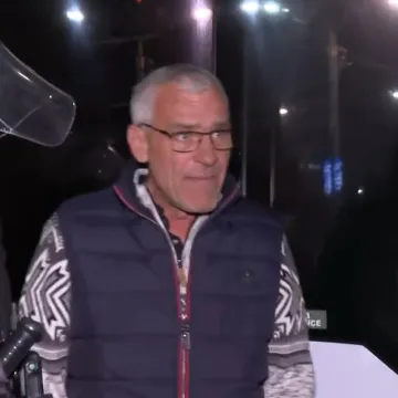 Pozlilo štrajkašu glađu u centru Novog Sada: Policajci mu se smijali?