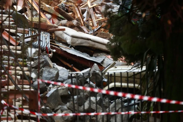 Ljude spašavali s krovova, ima nestalih, deseci odsječeni od svijeta