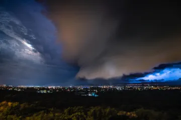 Stiže prvi snijeg! Za jednu regiju upaljen je alarm, a temperature od srijede i ispod nule