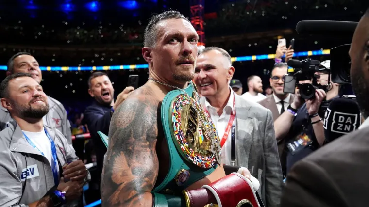 Šokantna vijest iz svijeta boksa! Olekasndar Usik se odrekao titule Svjetskog prvaka
