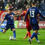 Navijači nemilosrdni prema igračima: 'Taj dvojac nema što tražiti u reprezentaciji'