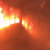 Vjesnik potpuno u plamenu! Pogledajte strašne snimke buktinje: 'Izgleda kao da je neboder gotov...'