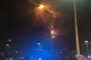 Strašan požar u Zagrebu: 'Širi se putem konstrukcijskih otvora...' Vatrogasci nam otkrili detalje