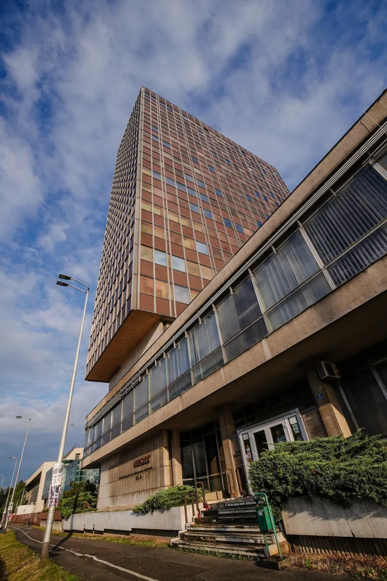 Visok 67 metara, jedinstven u ovom dijelu Europe: Neboder koji je bio najjače novinarsko uporište u zemlji