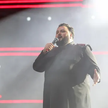 Jacques Houdek odao počast Vukovaru hitom iz 90-ih: 'Srce mi se cijepa...'