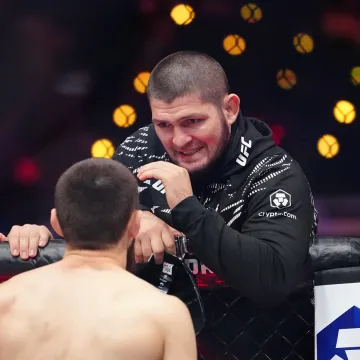 Slavni UFC prvak raspravljao s rođakom i otkrio: 'Kao mali gledao sam Šukera, divio se Cro Copu'