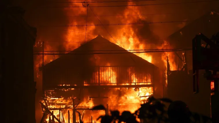 Vatreni pakao u Japanu, požar zahvatio 170 zgrada: Jedna osoba nestala
