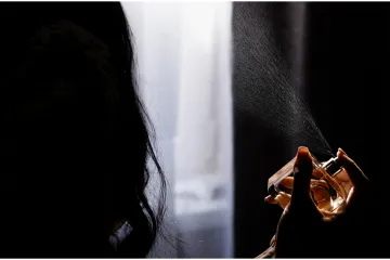 Znanost iza mirisa: 'Njuh zaobilazi logiku i izravno se povezuje s emocijama'