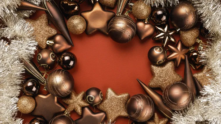 Znate li koja je boja hit ovog Božića? Donosi toplinu i eleganciju u dom za blagdane