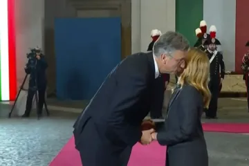 Pogledajte prisan susret u Rimu: Kao da je Plenkovićev izgled iznenadio Giorgiju Meloni