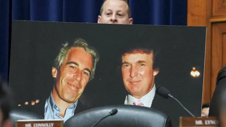 Skandal koji ga vuče prema dnu: Zašto Trump potpuno poludi kad se spomene ime tog čovjeka?