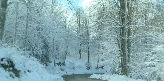 Emil (90) je iz svog dvorišta očistio tone snijega, a sada stiže još: 'Teže mi je nego prije'