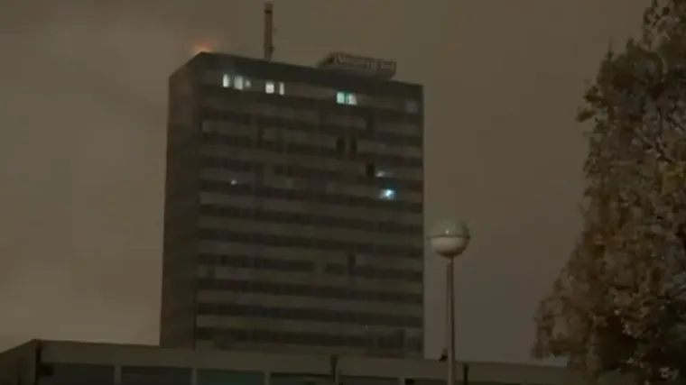 Igra tinejdžera ili namjera? Misteriozna plava svjetla mogla bi biti povezana s krivcima za požar Vjesnika