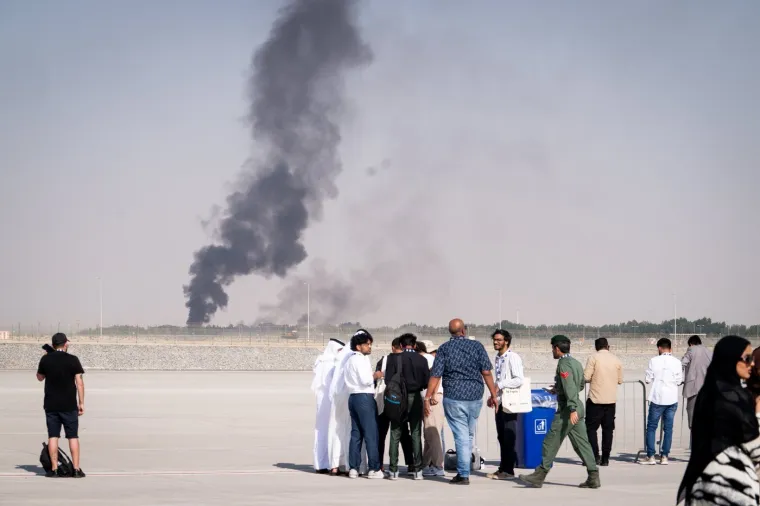 Srušio se indijski borbeni avion na aeromitingu: Poginuo pilot