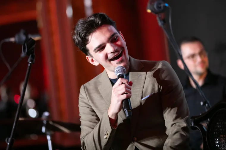 Sinoć je Hotel Esplanade zasjao u znaku Neba