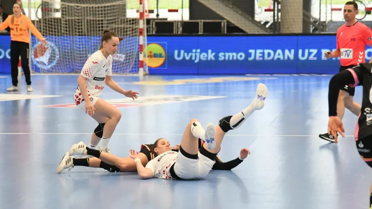 Šok uoči Mundijala: Hrvatske rukometašice u Novigradu izgubile od Senegala