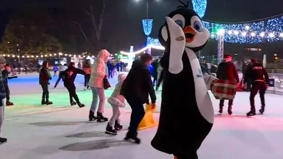 Ovog Adventa Varaždin je prestigao Zagreb, pogledajte kako izgleda klizalište od 1900 kvadrata!