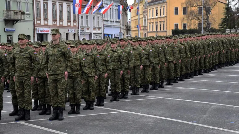 Sve što trebate znati o vojnom roku: Objavili kakva mora biti frizura i kakve su nagrade za najbolje