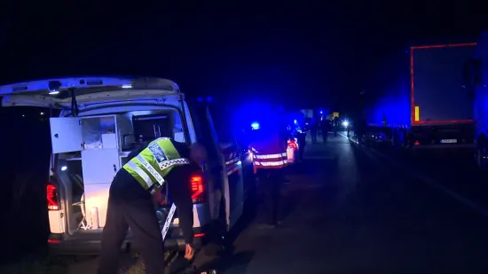 Vozač kojeg su nogometaši Uskoka spasili iz gorućeg auta bori se za život