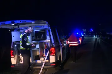 Sekunde dijelile od tragedije, mladići iz Klisa spasili vozača iz gorućeg auta: 'Sve je bilo kao u filmu!'