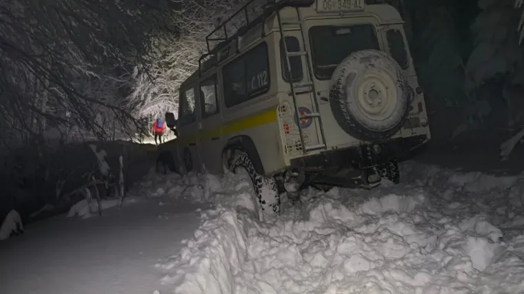 Planinari ignorirali upozorenja i zapeli u snijegu: Ogulinski HGSS-ovci ih spašavali šest sati