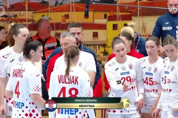 Obrvan je ljut! Pogledajte što je sve rekao svojim igračicama koje su u tim trenucima bile pogubljene