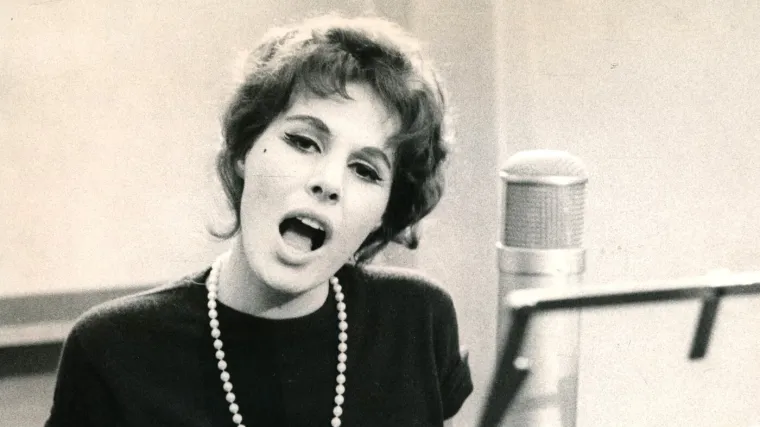 Umrla je Ornella Vanoni, diva talijanske kancone čija je pjesma nedavno opet stekla popularnost