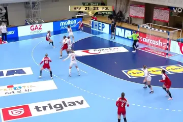 Lucija Bešen hvata bitnu loptu poljskoj rukometnoj zvijezdi