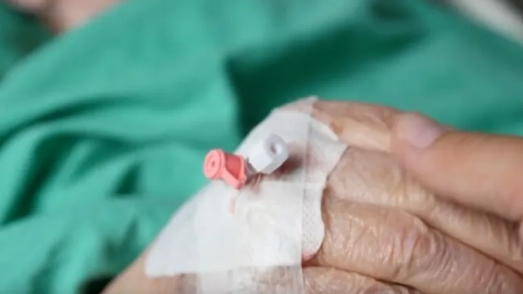 Slovenci na referendumu o pravu na eutanaziju: Podijeljeni stavovi javnosti i političara