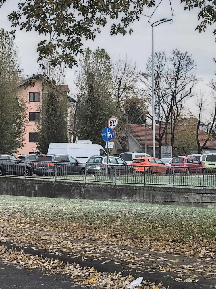 Ide se u ru&scaron;enje Vjesnika: '&Scaron;to hitnije i &scaron;to brže. Prijeti uru&scaron;avanje cijelog nebodera!'