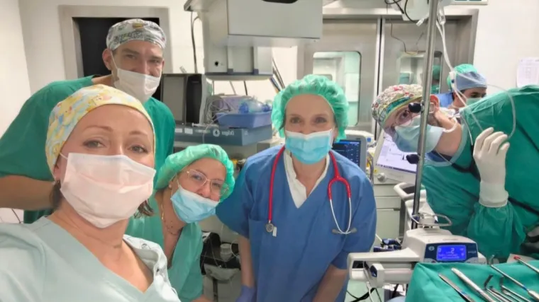 Prvo porod, a onda zahvat od dva sata... Liječnica opisala rizičan operaciju bebe s tumorom