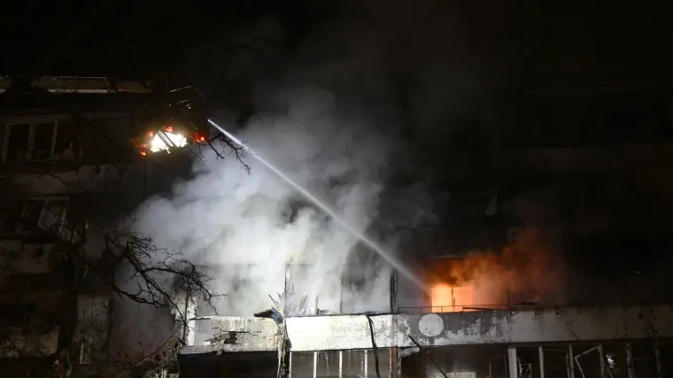 Balističke rakete i dronovi cijelu noć uni&scaron;tavale Ukrajinu, Zelenski poslao dramatično upozorenje