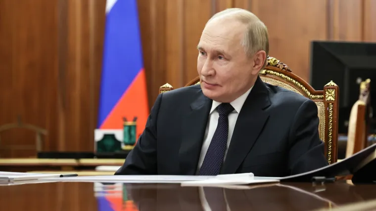 Misteriozna datoteka WikiLeaksa: Hakirati ju je praktično nemoguće, sadrži li informacije o Epsteinu i Putinu?