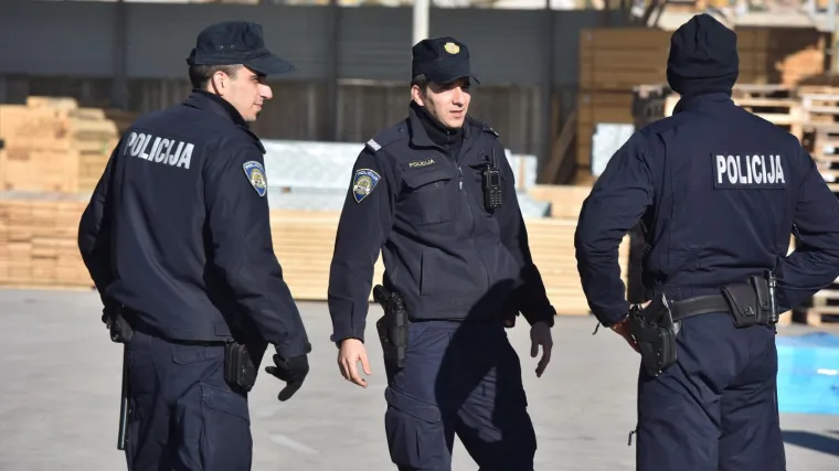 Banda Pakistanaca prebacila 300 migranata u Hrvatsku