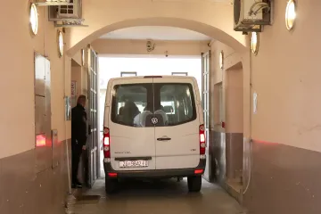 Podignuta optužnica protiv policajaca u Osijeku: Odavali tajne podatake i primali mito