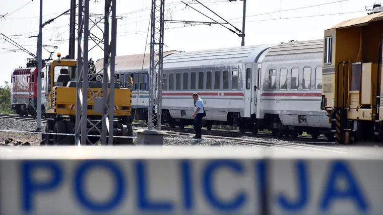 Detalji tragedije kod Vinkovaca: Objavljeno tko je muškarac koji je umro nakon naleta vlaka