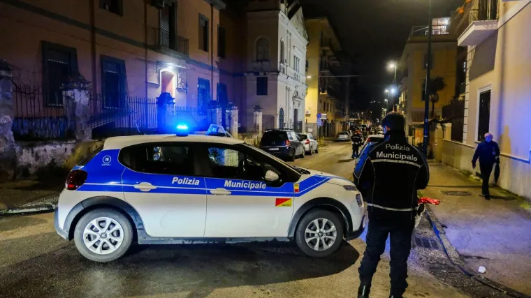 Migranti silovali djevojku (18), a zaručnika tjerali da gleda: 'Molio sam da prestanu'