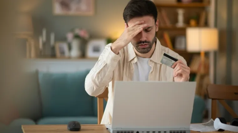 Zaštitite se! Ovo je pet trikova koje prevaranti koriste da bi vam ukrali novac