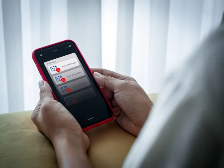 Zaštitite se! Ovo je pet trikova koje prevaranti koriste da bi vam ukrali novac