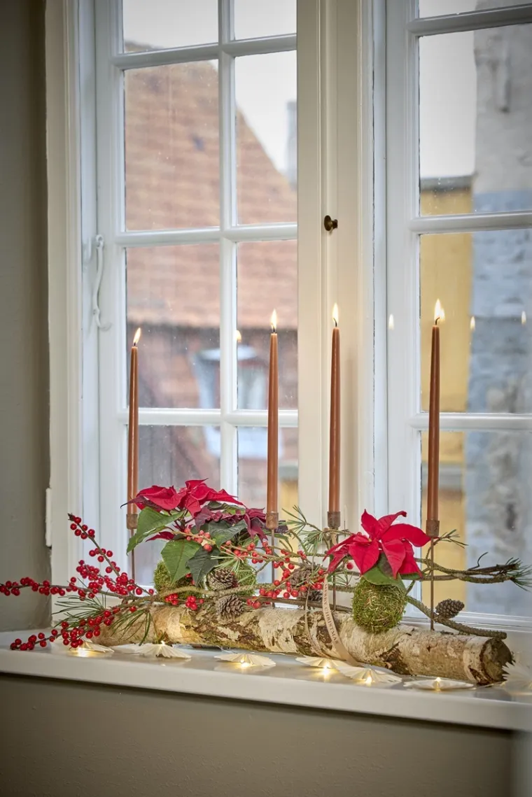 Adventski ukrasi s božićnim zvijezdama