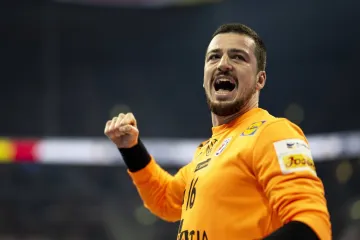 Filip Ivić potpisao za novi klub pa objavu posvetio tragično preminulom nogometa&scaron;u