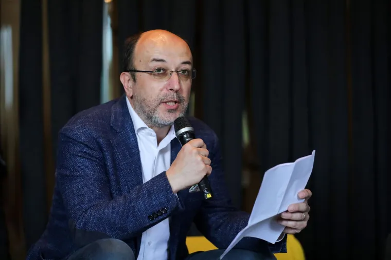 Macan o Thompsonovim radikalnim potezima: 'Ne bi bilo pametno da Toma&scaron;ević sada to radi'