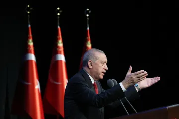 Novinar osuđen na više od četiri godine zatvora zbog komentara o Erdoganu