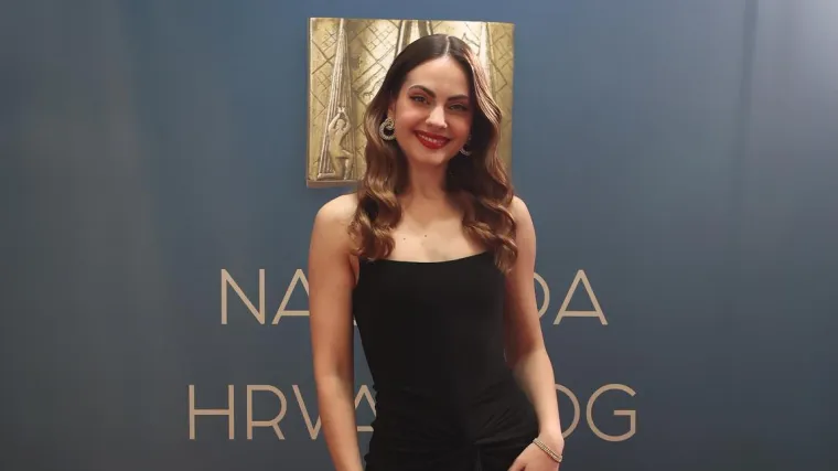 Tara Thaller raznježila sve objavom niza trenutaka s dečkom