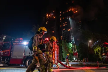 Vatra guta kompleks od osam zgrada: Jembrih analizira zašto ga ne mogu ugasiti