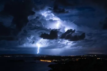 Kiša, grmljavina, snijeg i olujna bura: Meteorologinja otkrila kada će se smiriti vrijeme