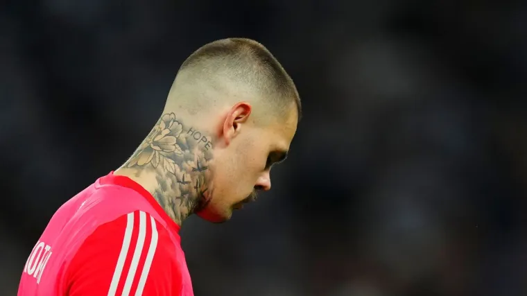 Hrvatski vratar ponovno u centru pozornosti: Njegov gaf zakomplicirao utakmicu